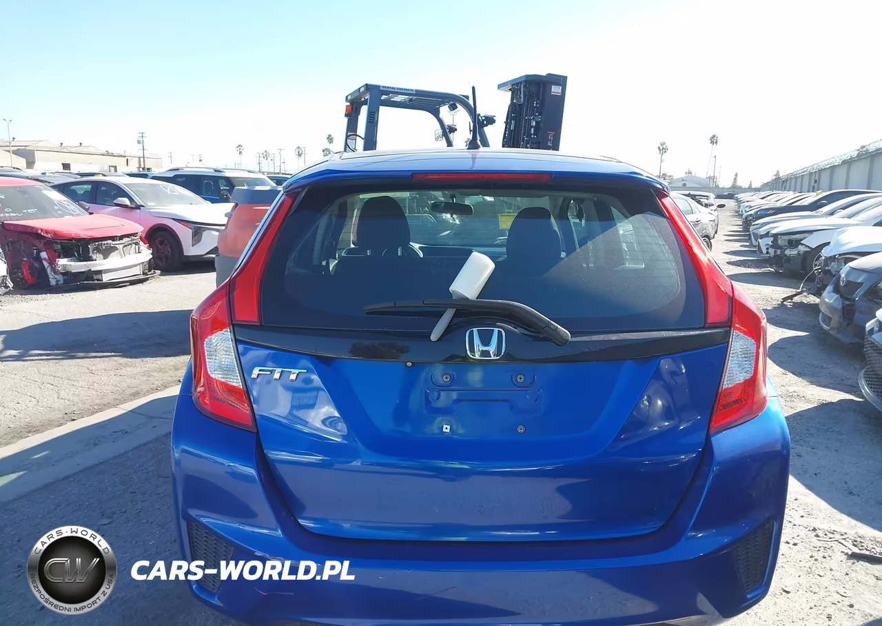 2015 Honda Fit Lx VIN:3HGGK5H52FM774215 - 17