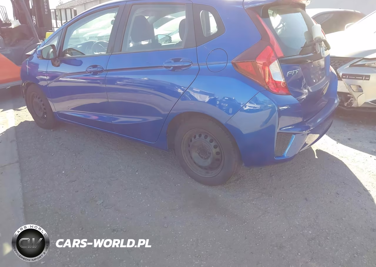 2015 Honda Fit Lx VIN:3HGGK5H52FM774215 - 3