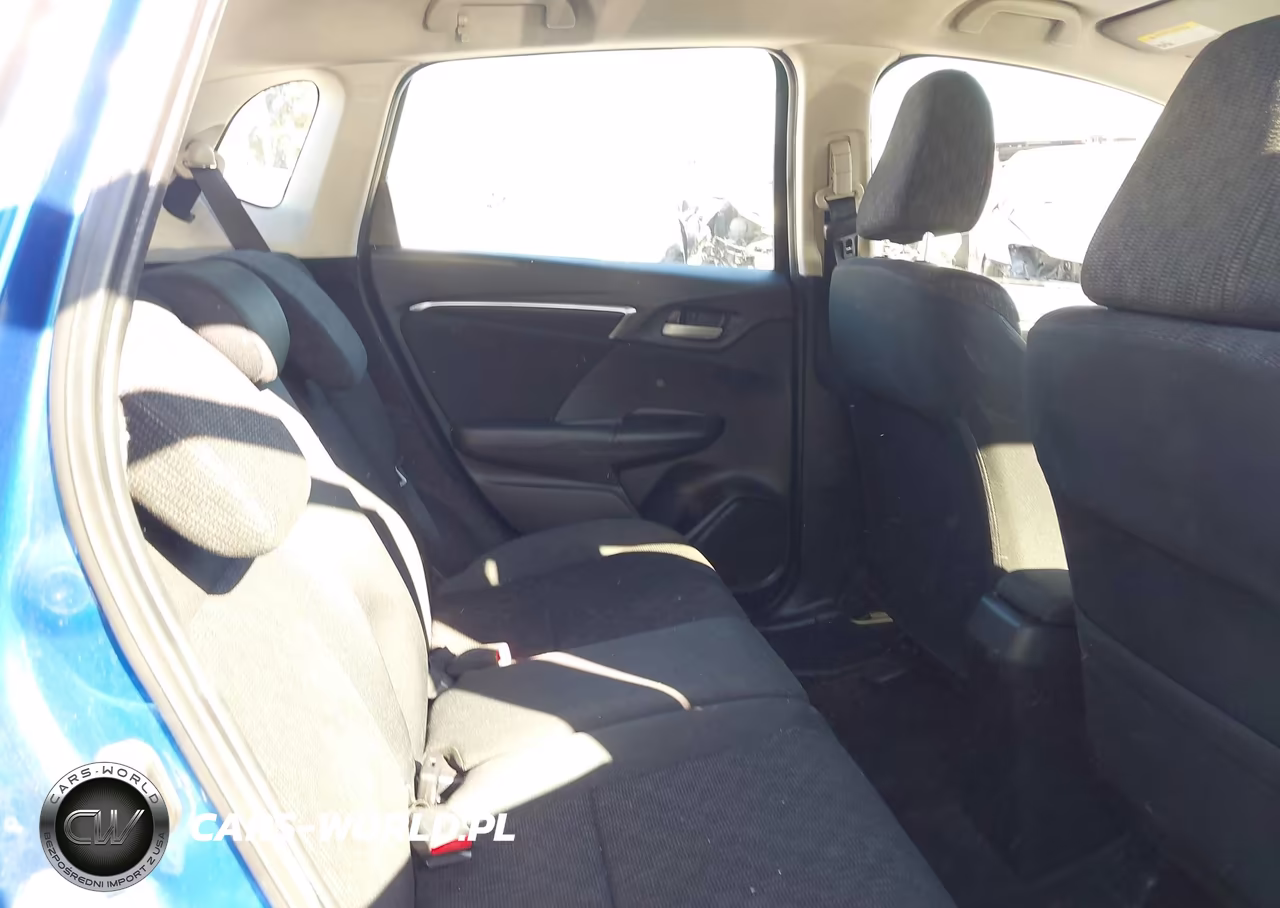 2015 Honda Fit Lx VIN:3HGGK5H52FM774215 - 8