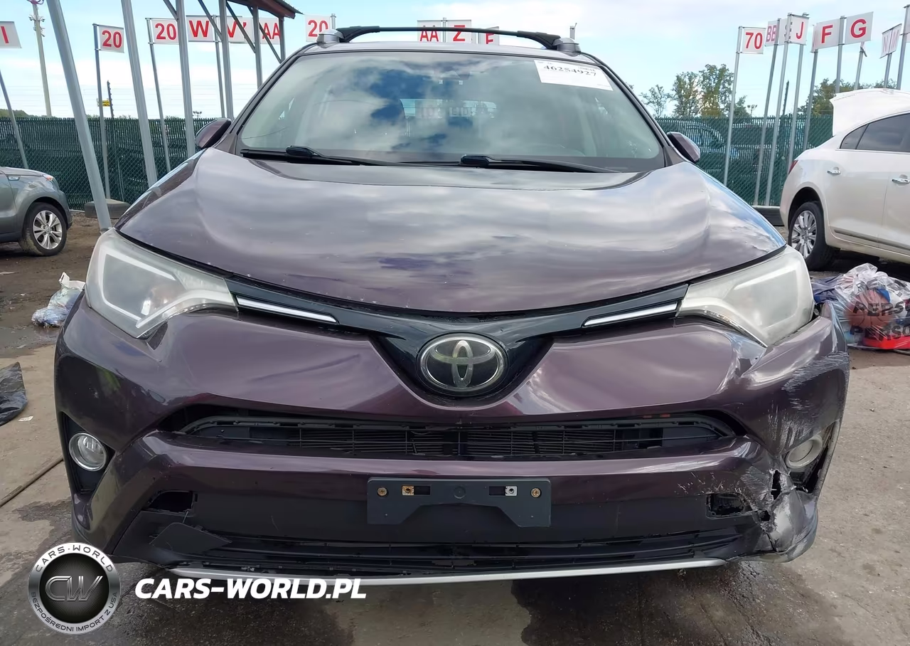 2018 Toyota Rav4 Xle VIN:2T3RFREV4JW751520 - 13