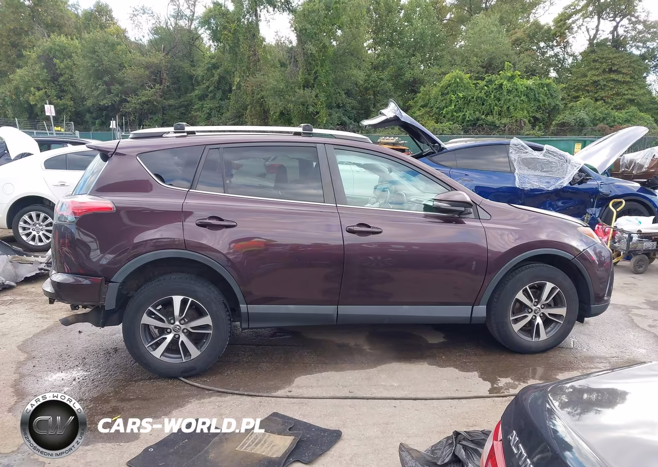 2018 Toyota Rav4 Xle VIN:2T3RFREV4JW751520 - 14