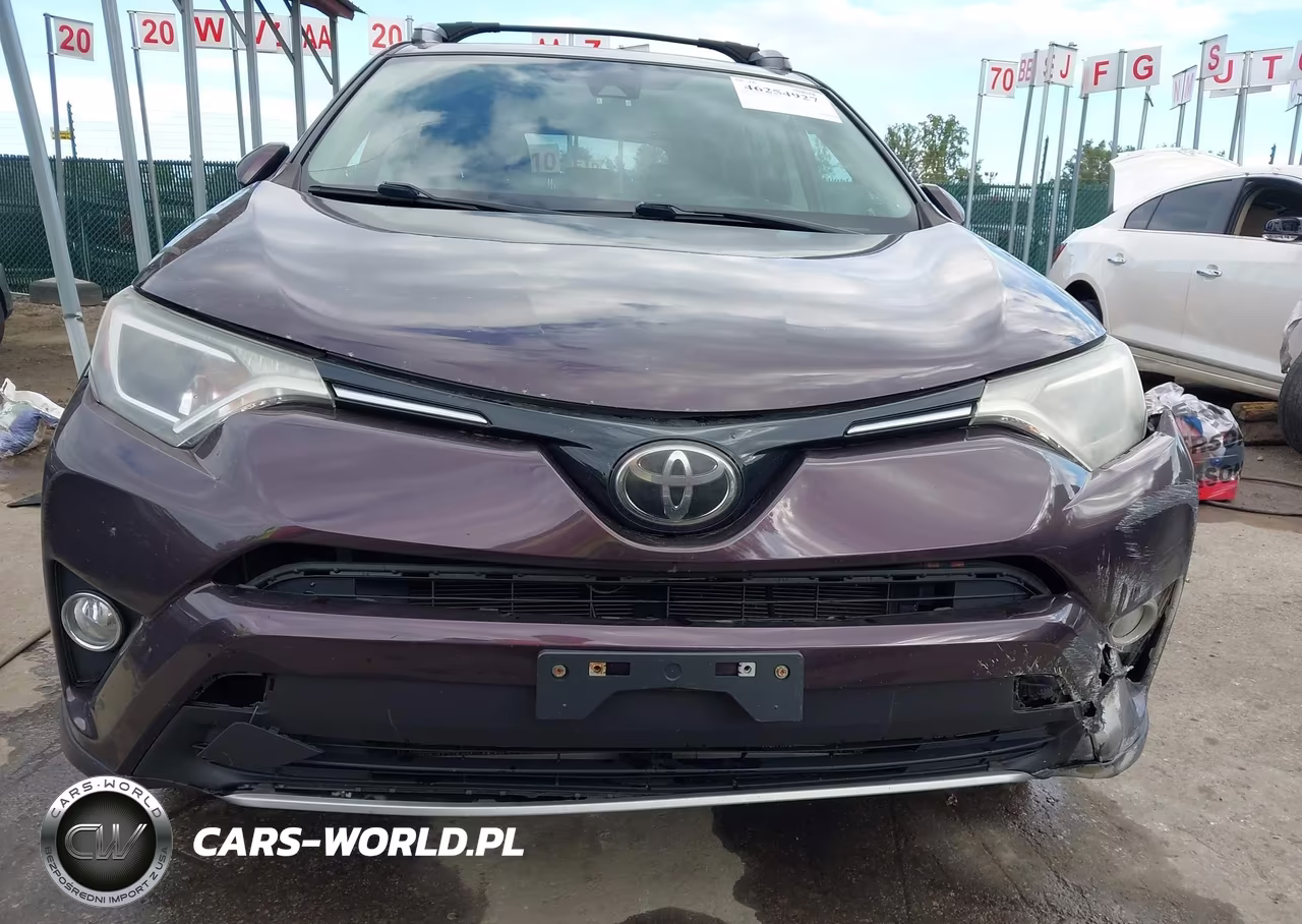 2018 Toyota Rav4 Xle VIN:2T3RFREV4JW751520 - 6