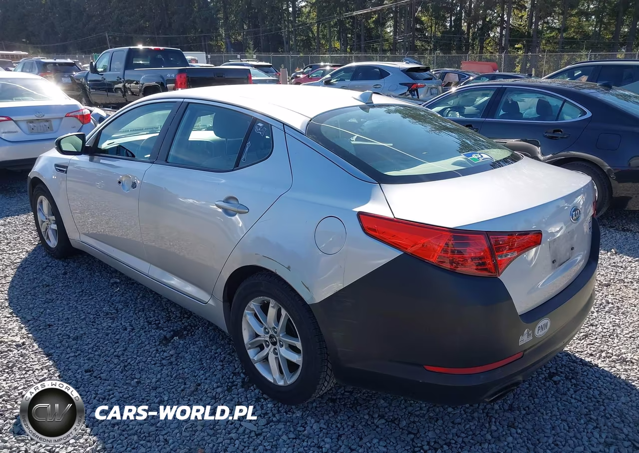2011 Kia Optima Lx VIN:KNAGM4A73B5065000 - 3