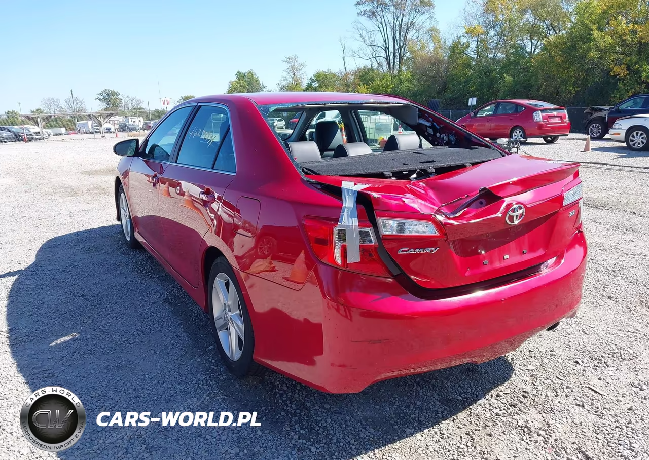 2014 Toyota Camry Se VIN:4T1BF1FKXEU741127 - 3
