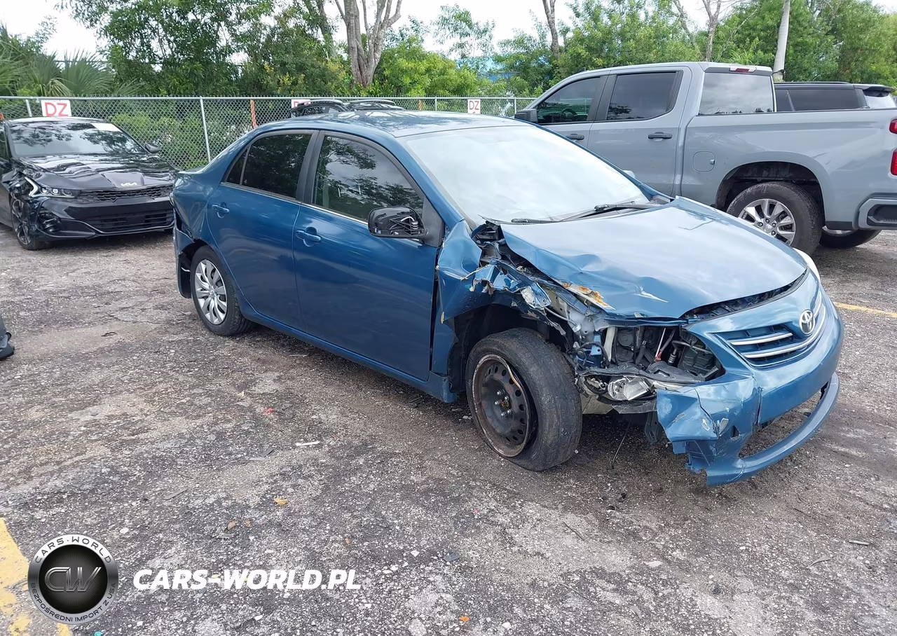2013 Toyota Corolla Le – zdjęcie 1 z 16