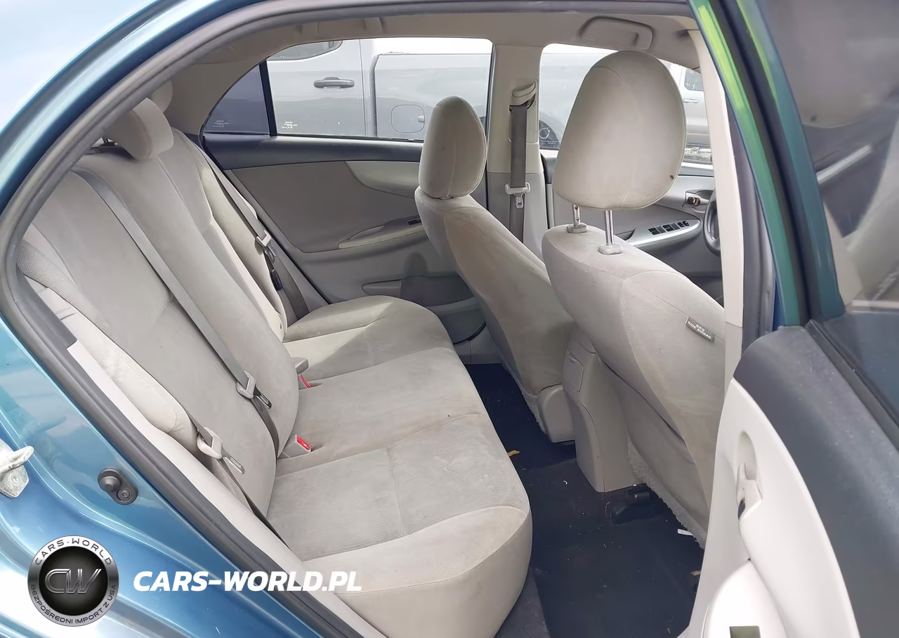 2013 Toyota Corolla Le VIN:5YFBU4EEXDP090293 - 8