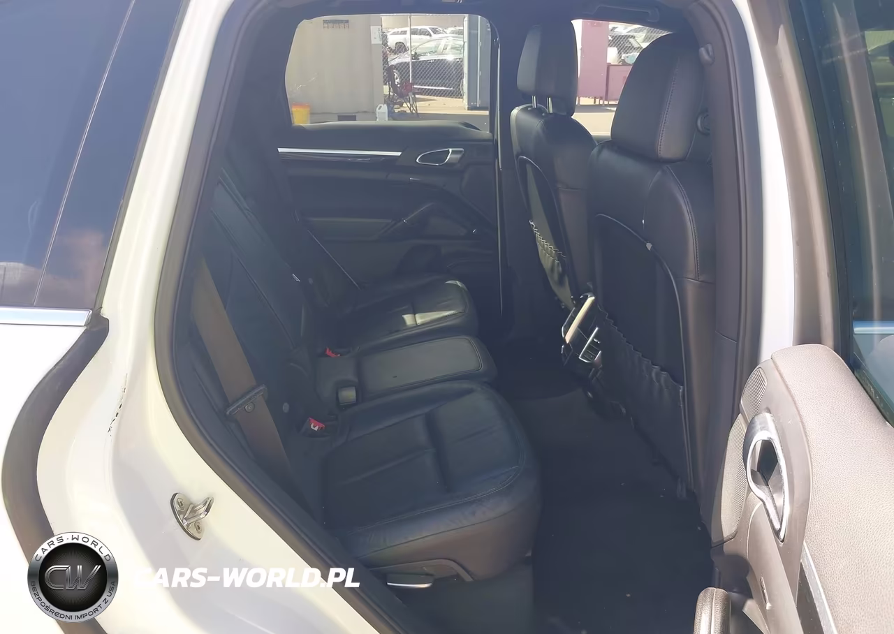2012 Porsche Cayenne VIN:WP1AA2A26CLA10871 - 8
