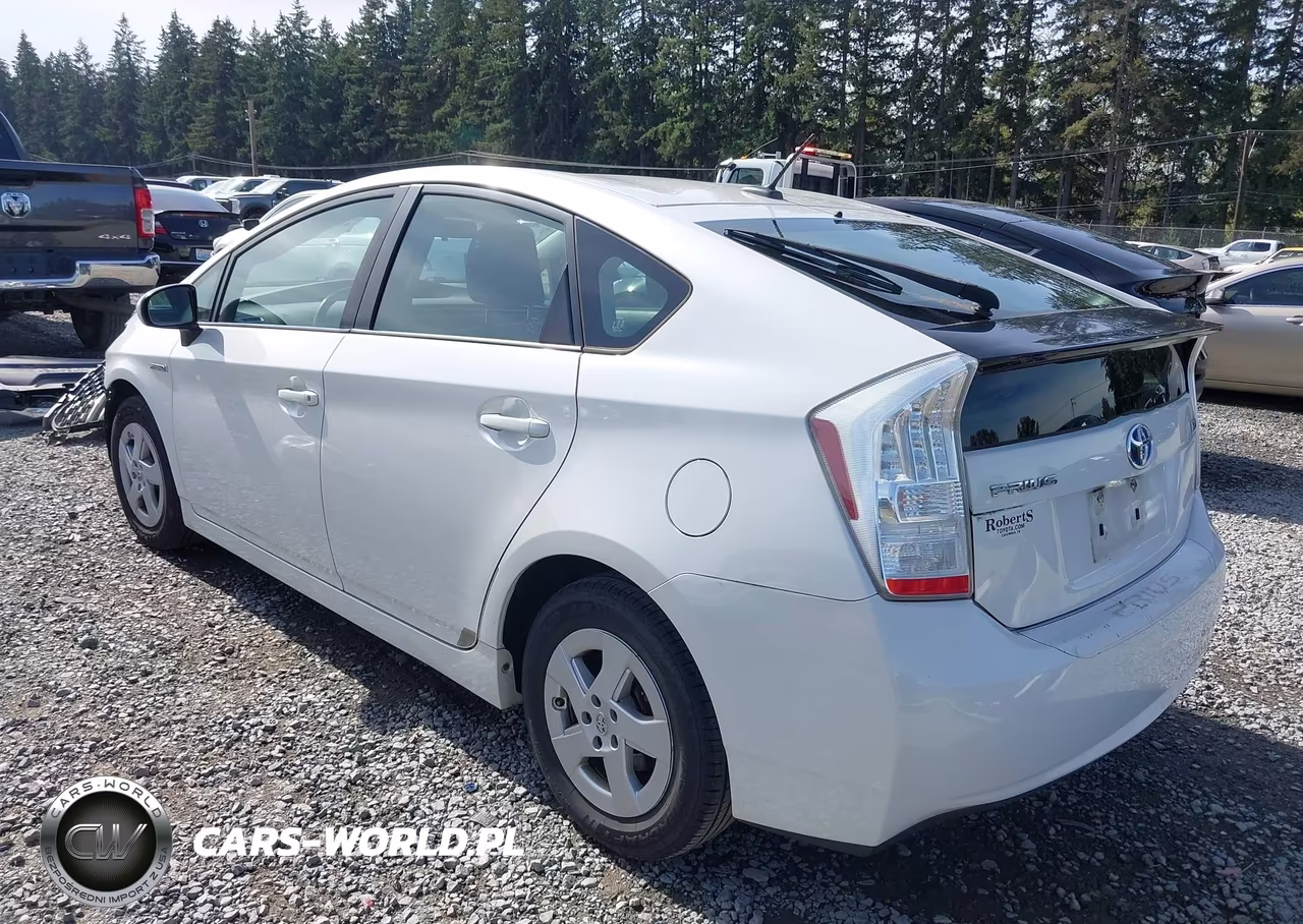 2011 Toyota Prius Two VIN:JTDKN3DU6B0285556 - 3