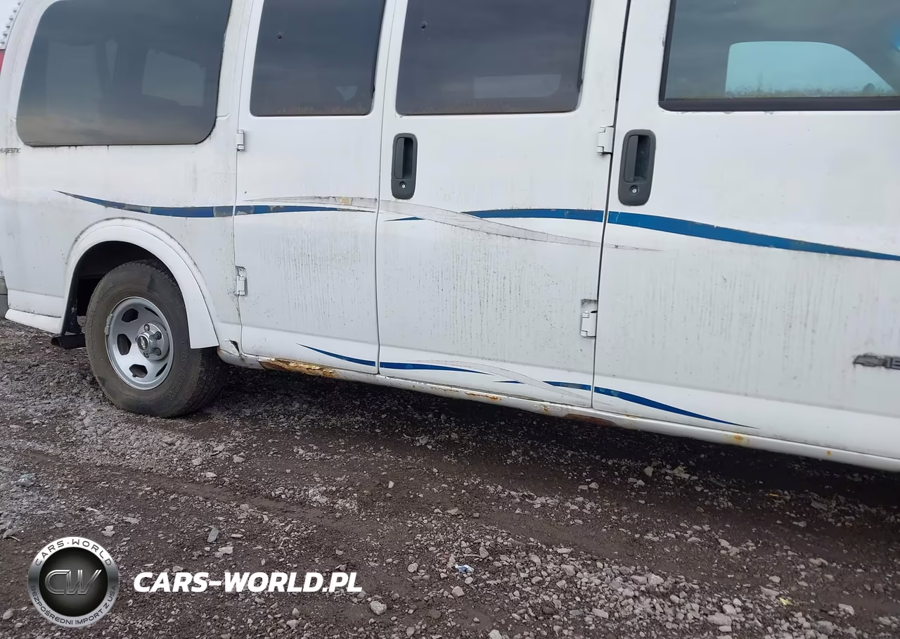 1999 Chevrolet Express VIN:1GBFG15R5X1000393 - 19
