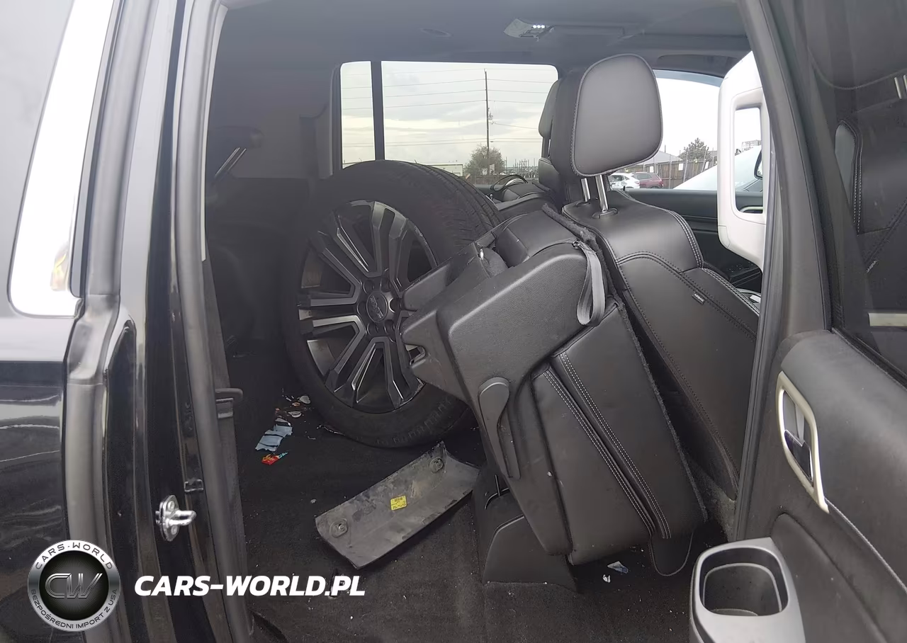 2018 GMC Yukon Xl Denali VIN:1GKS2HKJ8JR184080 - 8