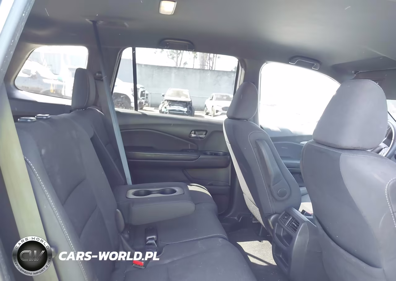 2019 Honda Passport Sport VIN:5FNYF7H28KB007072 - 8