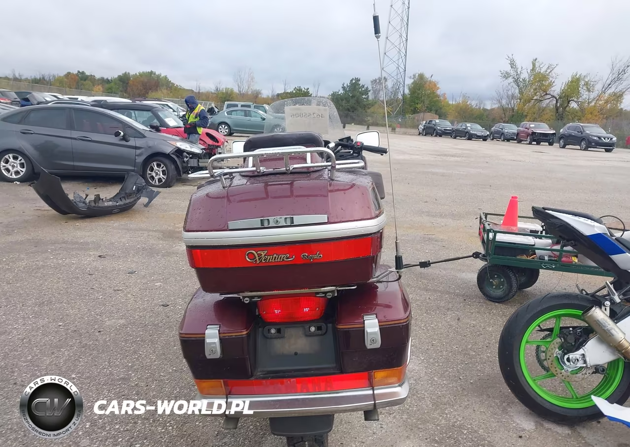 1988 Yamaha Xvz13 D VIN:JYA1NLE0XJA022739 - 6