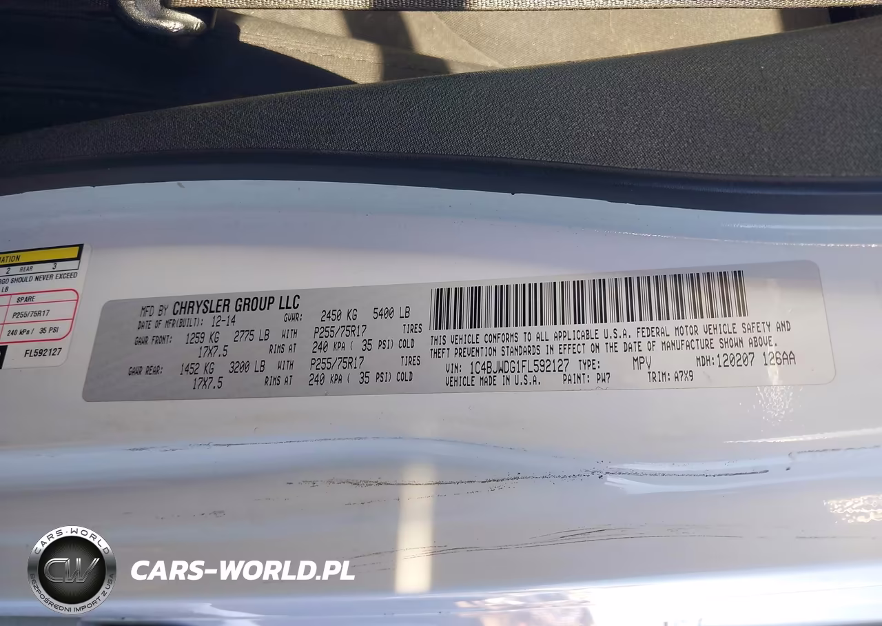 2015 Jeep Wrangler Unlimited Sport VIN:1C4BJWDG1FL592127 - 9