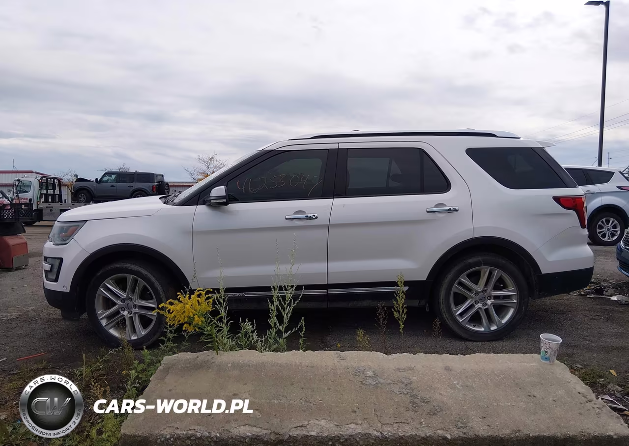 2017 Ford Explorer Limited VIN:1FM5K8F86HGA74887 - 14