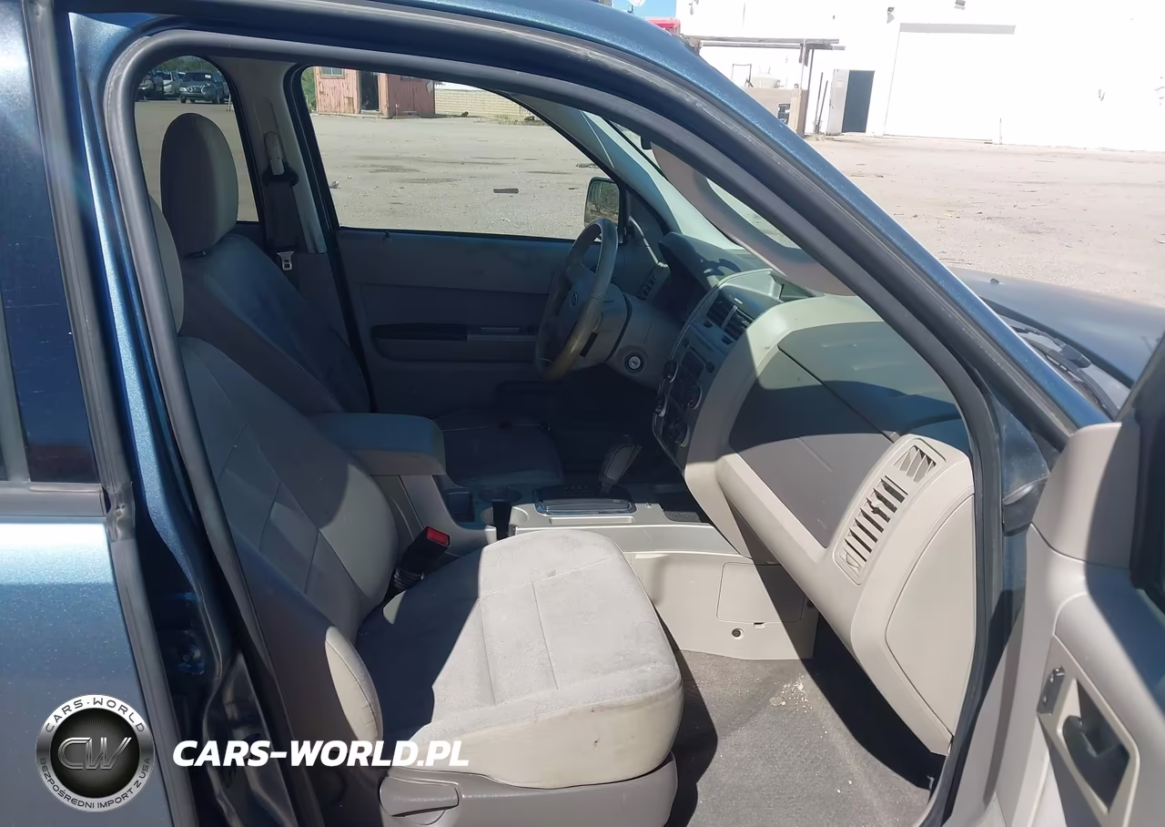 2011 Ford Escape Xlt VIN:1FMCU0DG8BKC30106 - 5