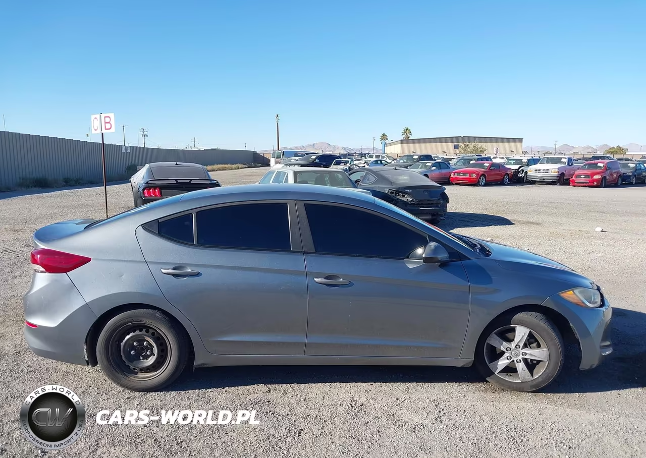2018 Hyundai Elantra Se VIN:KMHD74LF8JU631234 - 14