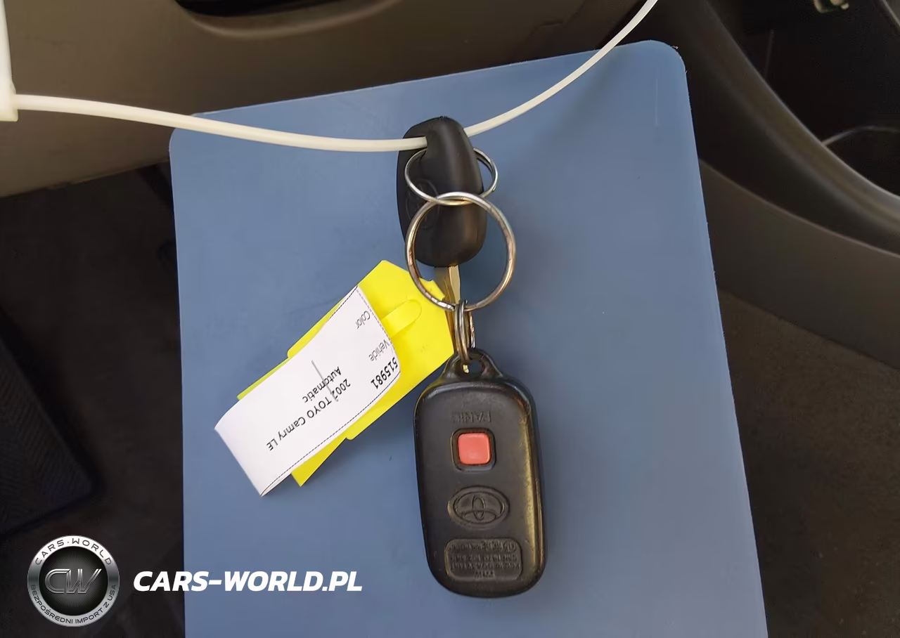 2002 Toyota Camry Le V6 VIN:4T1BF32K42U530101 - 11