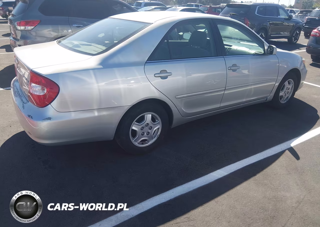 2002 Toyota Camry Le V6 VIN:4T1BF32K42U530101 - 4