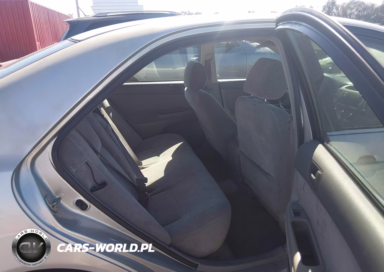 2002 Toyota Camry Le V6 VIN:4T1BF32K42U530101 - 8