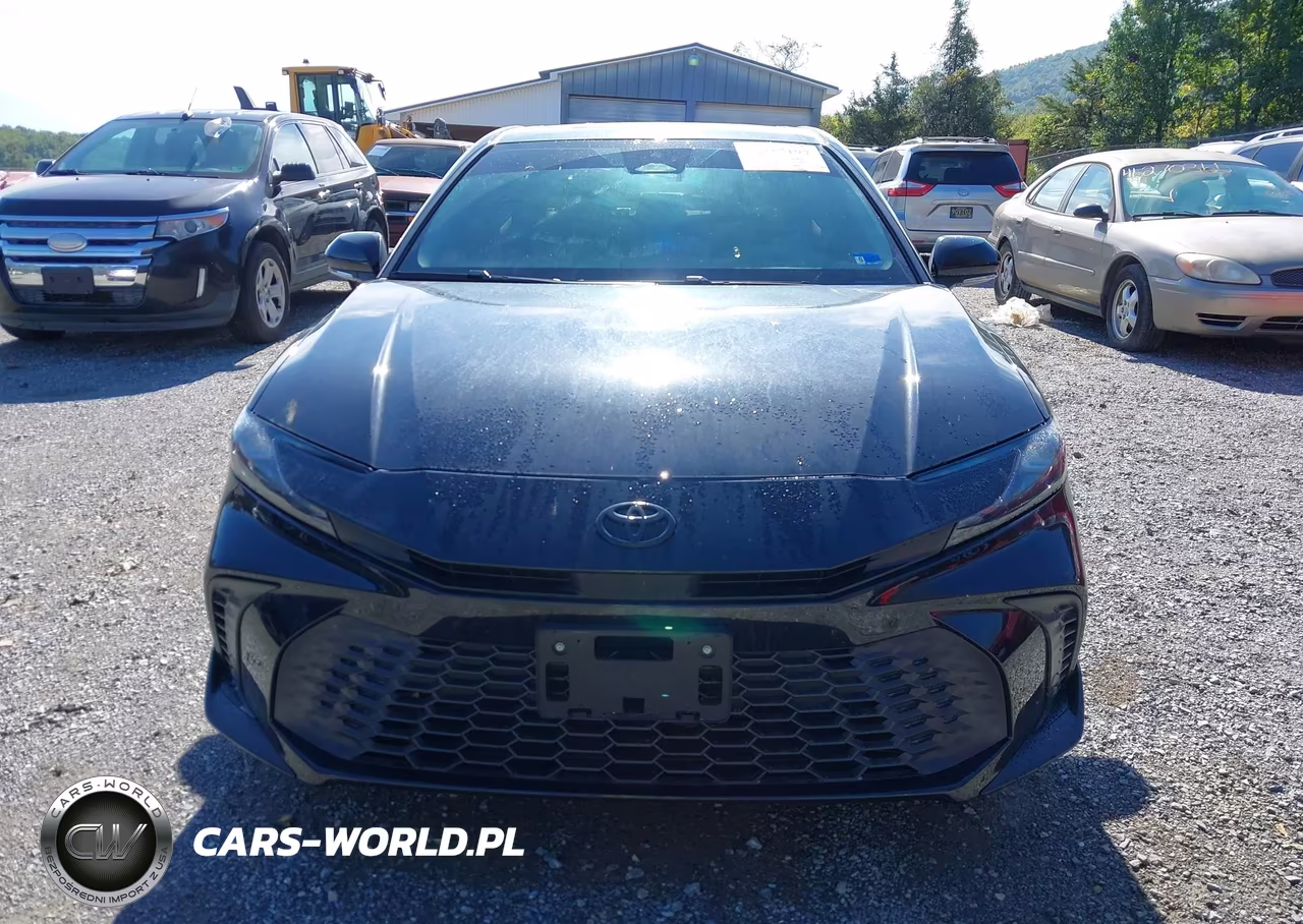 2026 Toyota Camry Se VIN:4T1DAACK2TU321919 - 12