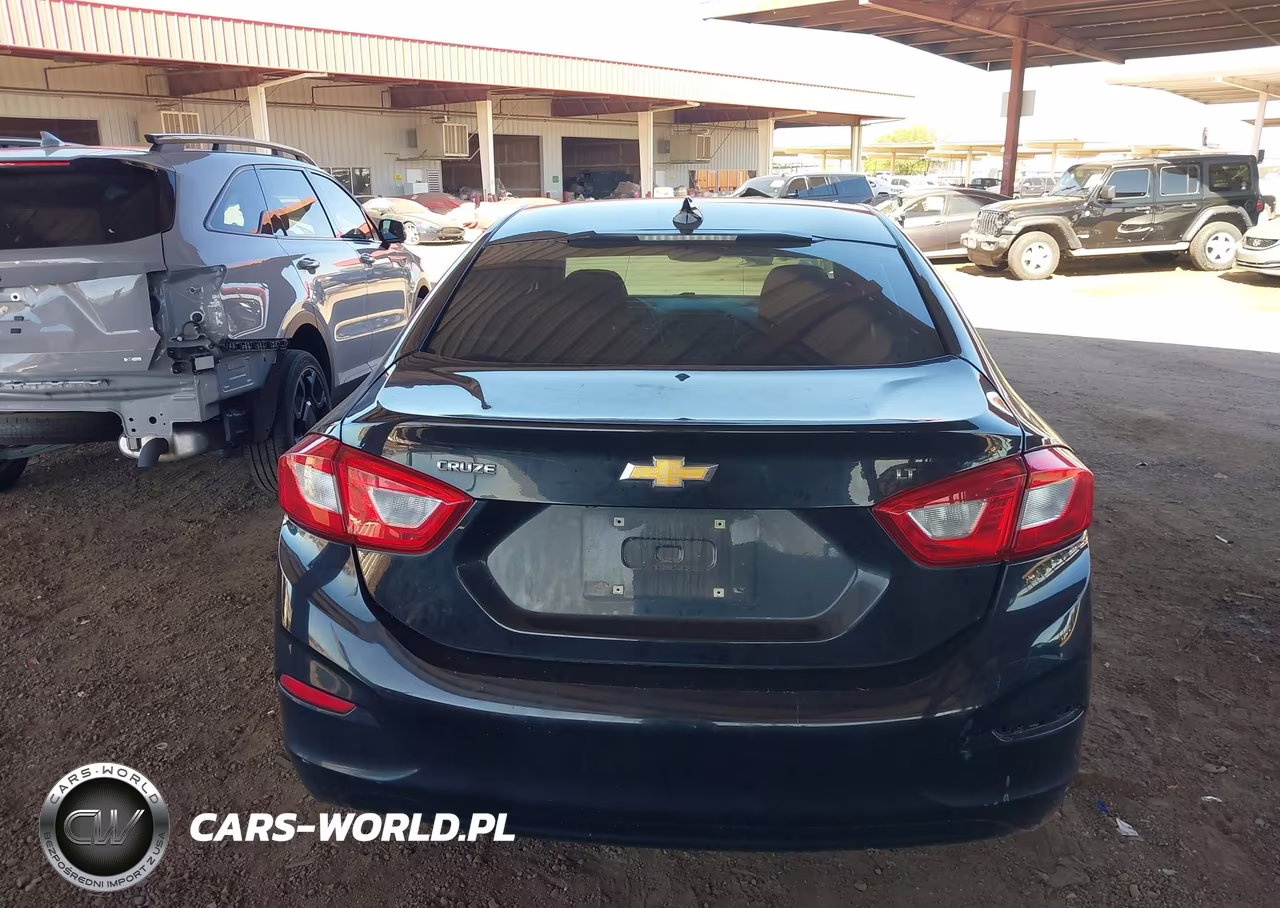 2018 Chevrolet Cruze Lt Auto VIN:1G1BE5SM4J7159080 - 16