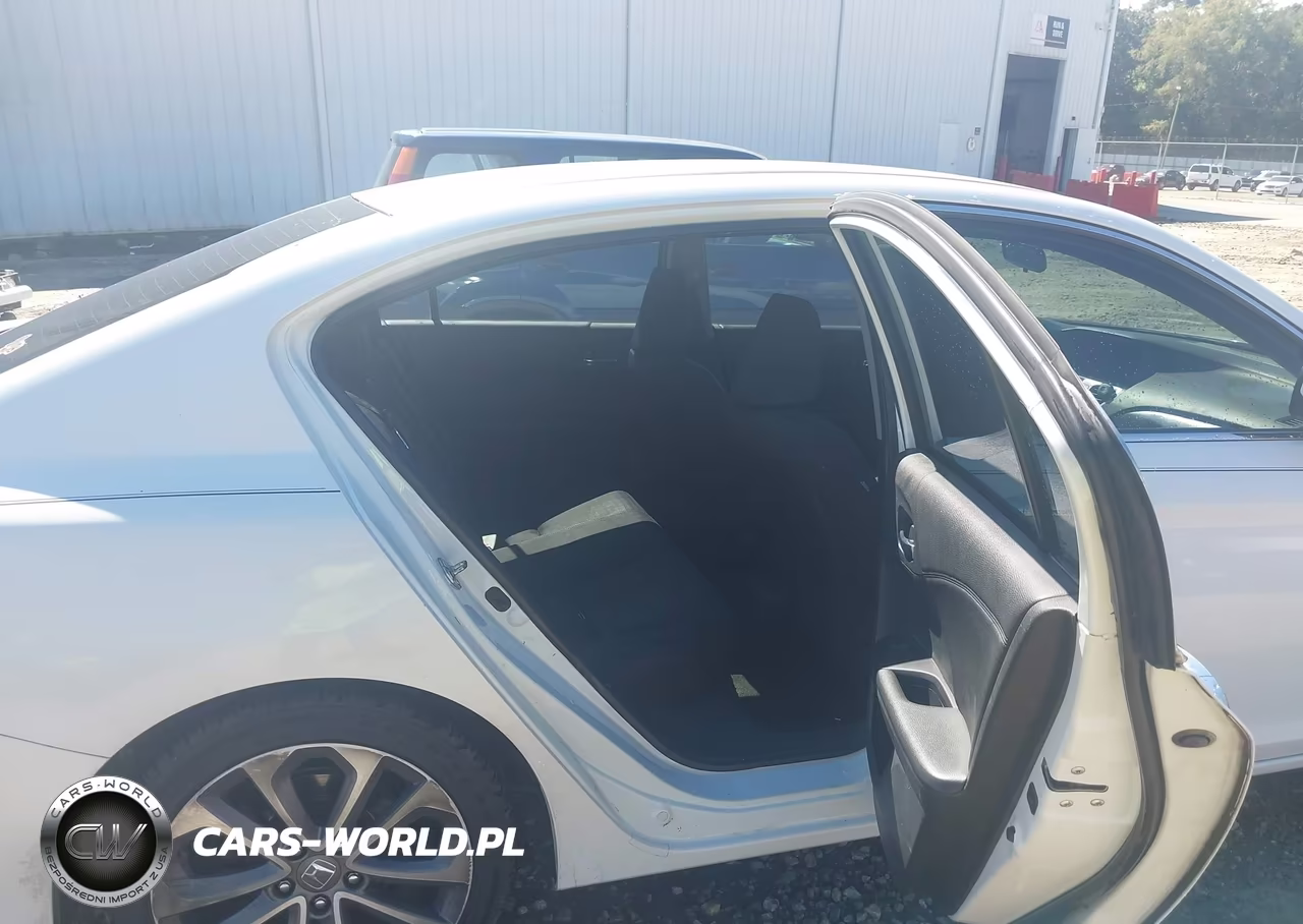 2015 Honda Accord Sport VIN:1HGCR2F5XFA114559 - 8