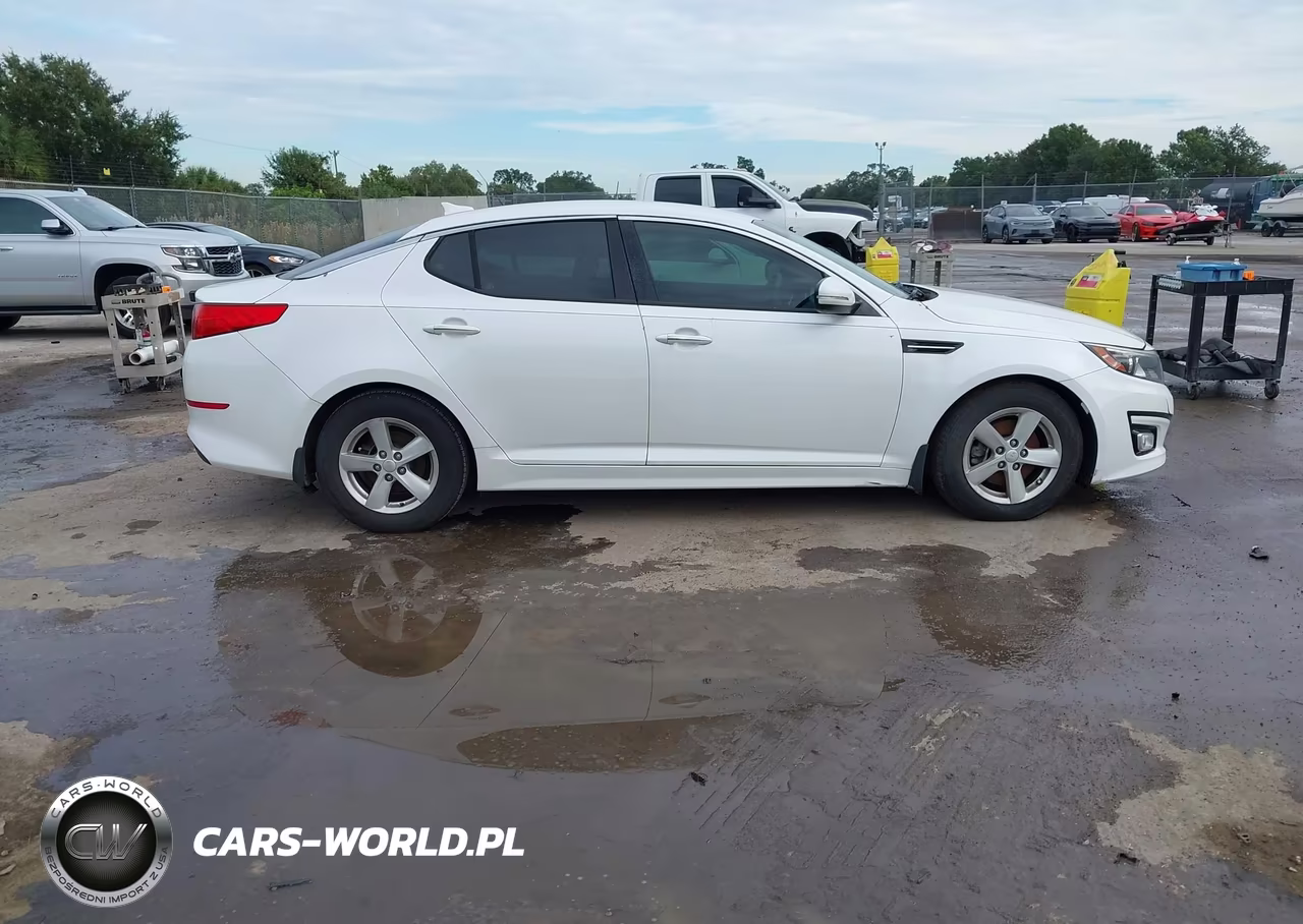 2015 Kia Optima VIN:KNAGM4A77F5638292 - 13