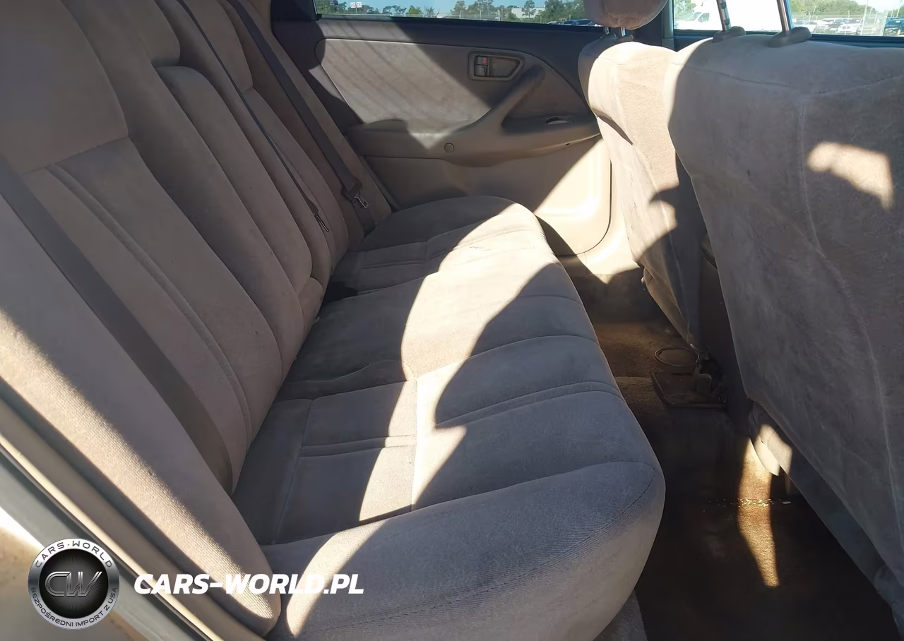 1999 Toyota Camry Le VIN:4T1BG22K8XU528057 - 8