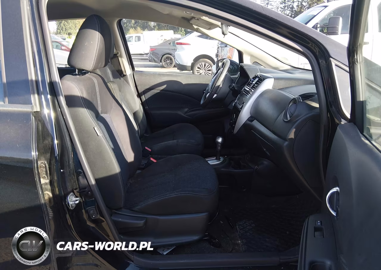 2018 Nissan Versa Note Sv VIN:3N1CE2CP8JL360420 - 5