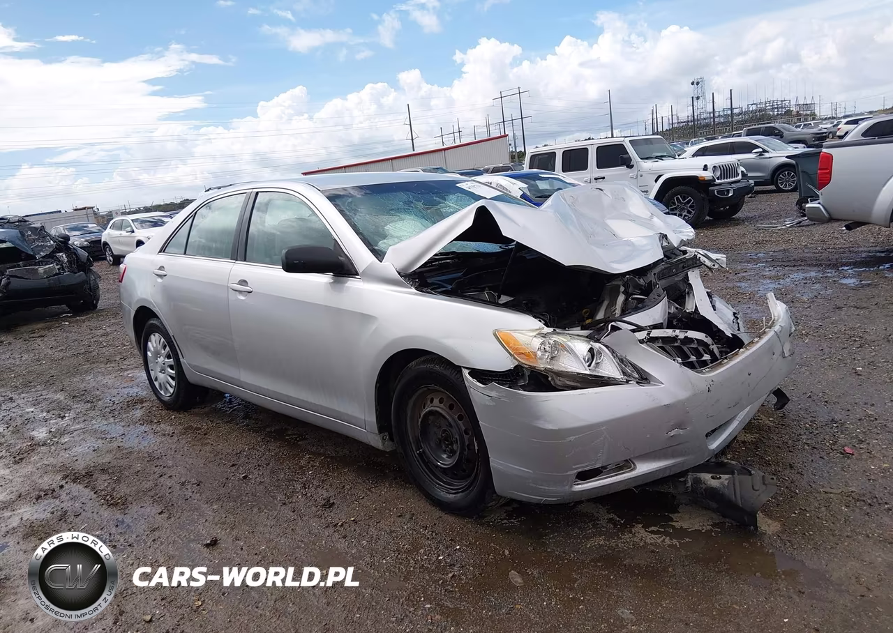 2009 Toyota Camry Le – zdjęcie 1 z 17