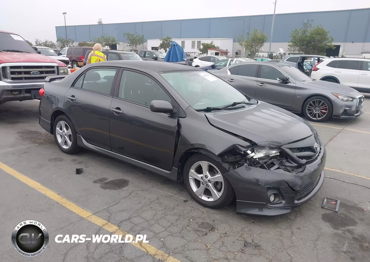 2013 Toyota Corolla S