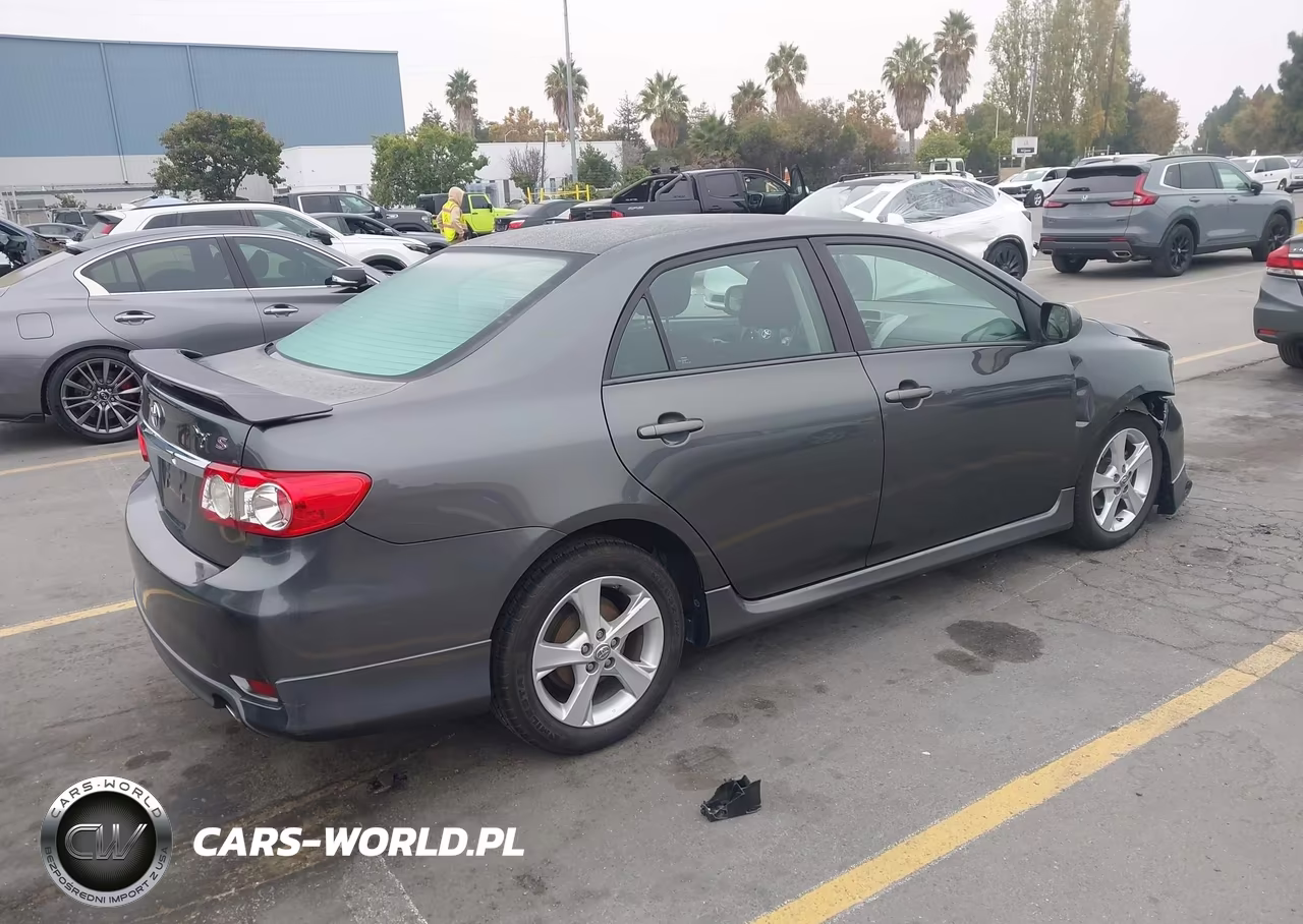 2013 Toyota Corolla S VIN:2T1BU4EE7DC097198 - 4