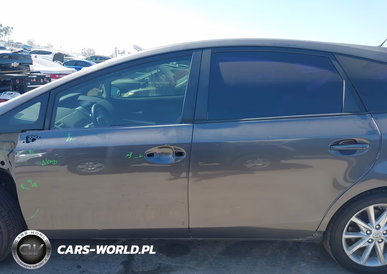 2014 Toyota Prius V Five VIN:JTDZN3EUXEJ014351 - 15