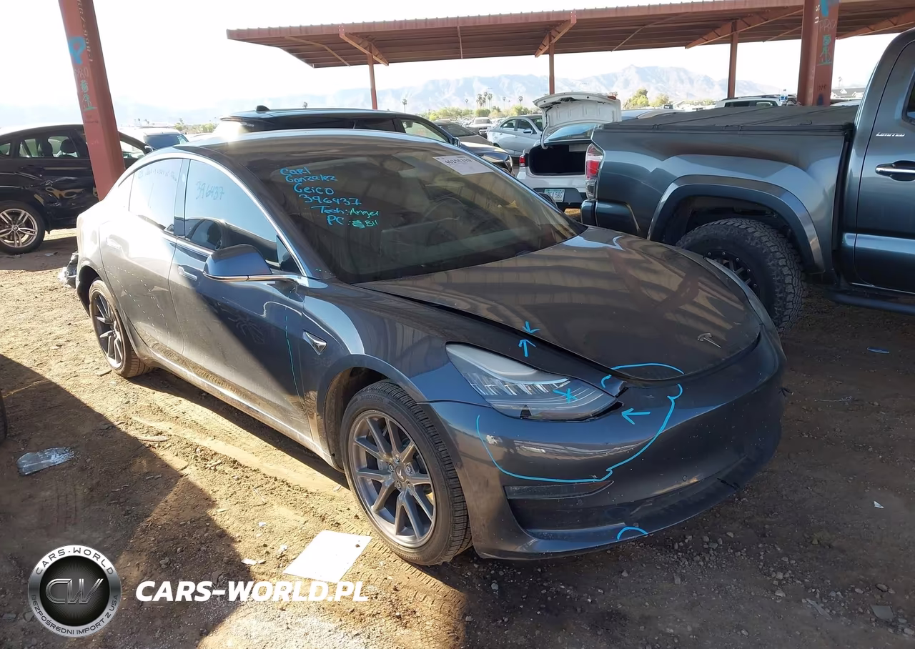 2019 Tesla Model 3 – zdjęcie 1 z 17