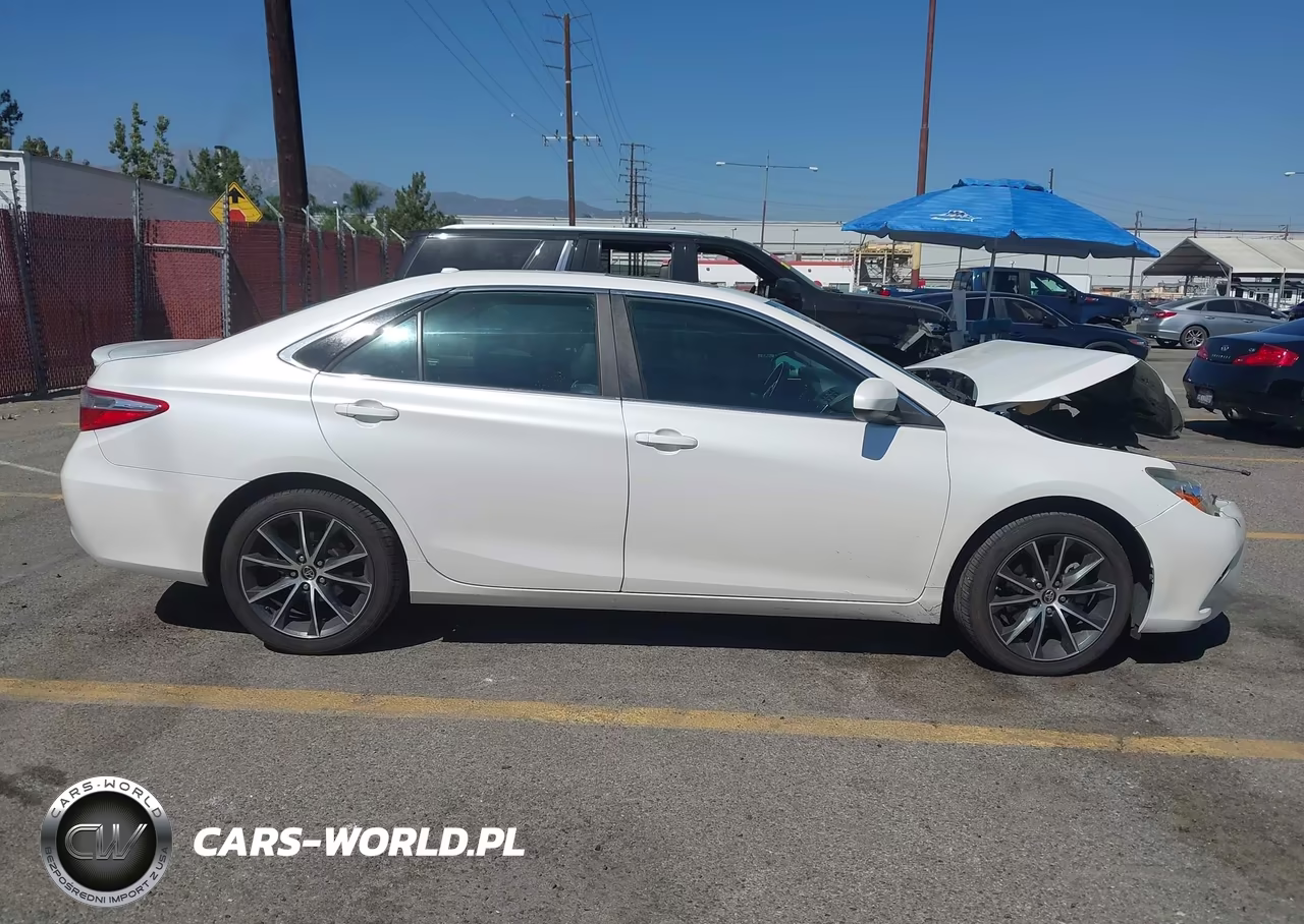 2017 Toyota Camry Xse VIN:4T1BF1FK1HU289136 - 13