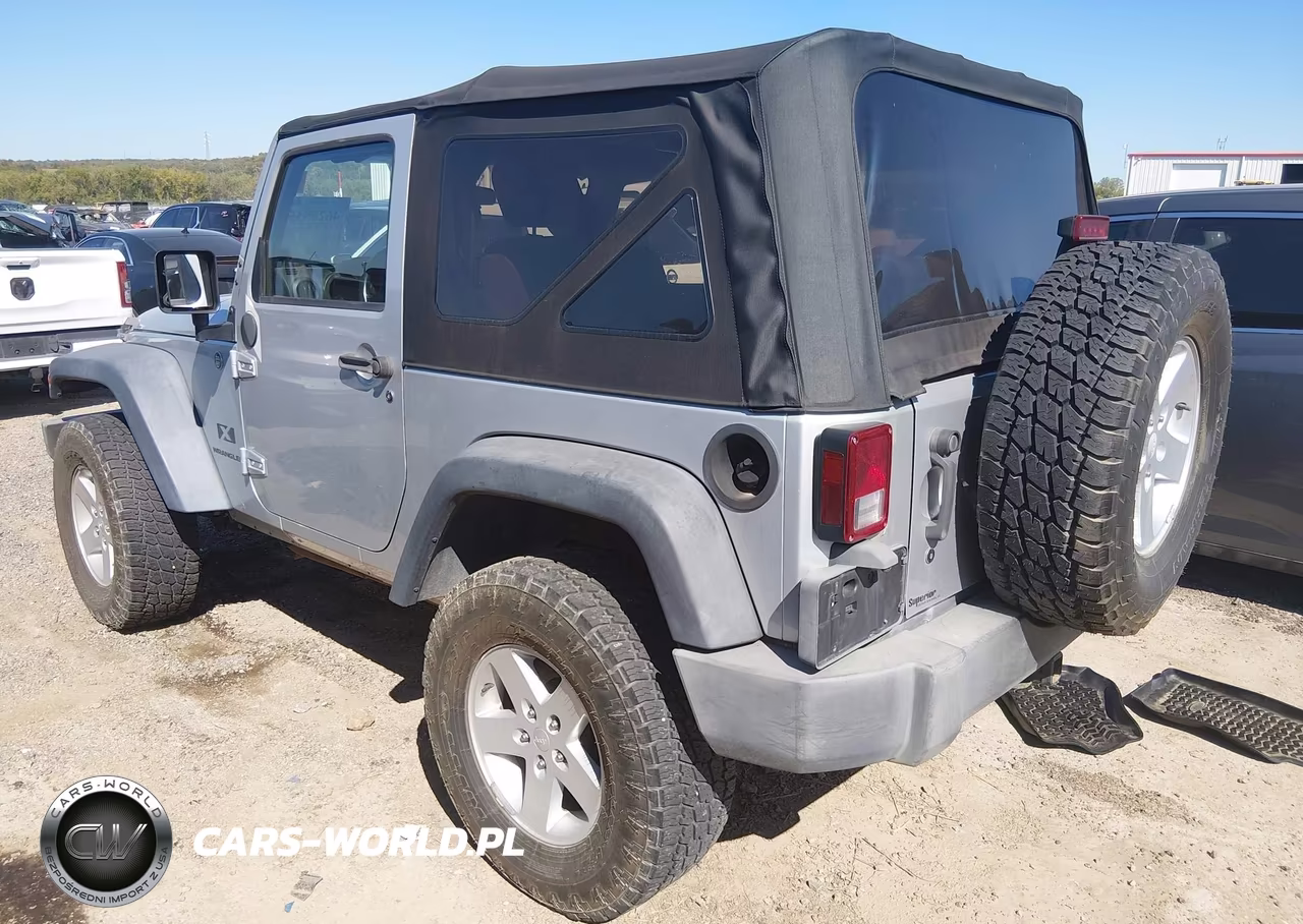 2007 Jeep Wrangler X VIN:1J4FA24107L135021 - 3