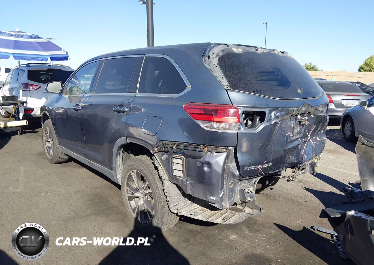 2019 Toyota Highlander Le VIN:5TDZARFH3KS051305 - 15
