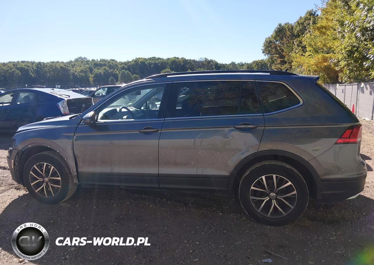 2019 Volkswagen Tiguan 2.0T Se-2.0T Sel-2.0T Sel R-Line-2.0T Sel R-Line Black VIN:3VV2B7AX8KM127538 - 15