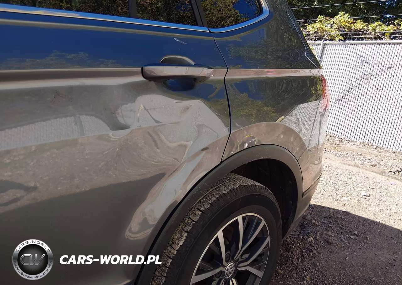 2019 Volkswagen Tiguan 2.0T Se-2.0T Sel-2.0T Sel R-Line-2.0T Sel R-Line Black VIN:3VV2B7AX8KM127538 - 19