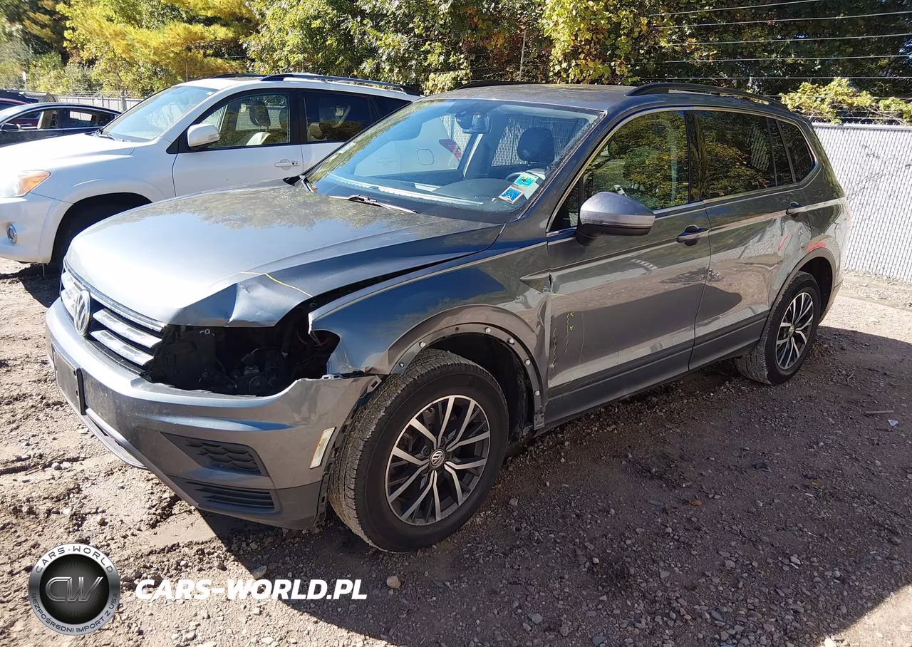 2019 Volkswagen Tiguan 2.0T Se-2.0T Sel-2.0T Sel R-Line-2.0T Sel R-Line Black VIN:3VV2B7AX8KM127538 - 2