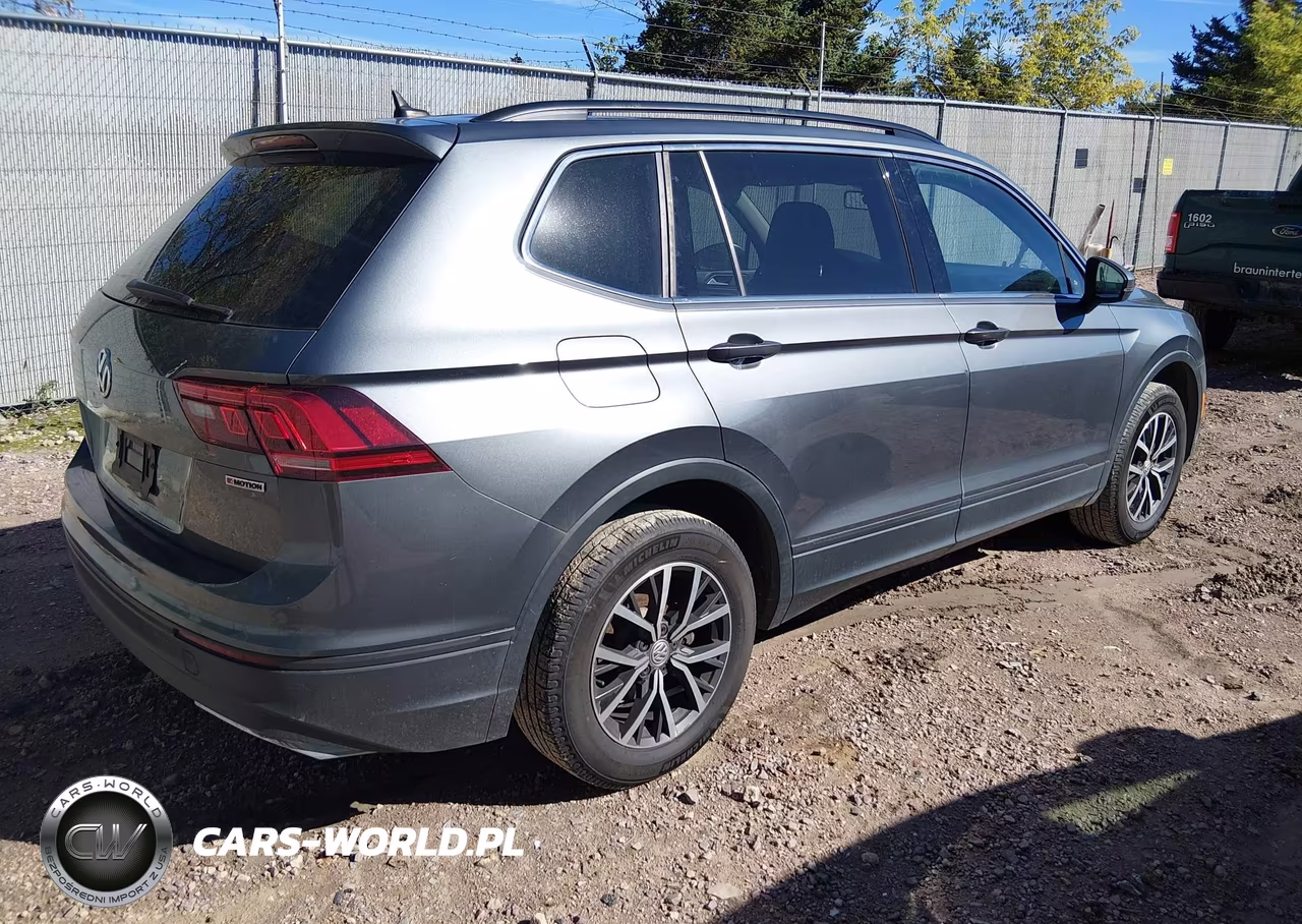 2019 Volkswagen Tiguan 2.0T Se-2.0T Sel-2.0T Sel R-Line-2.0T Sel R-Line Black VIN:3VV2B7AX8KM127538 - 4