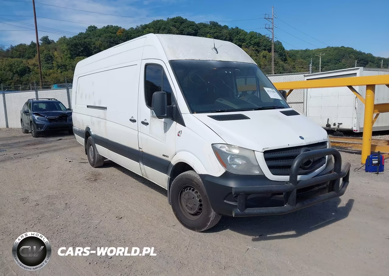 2014 Mercedes-Benz Sprinter 2500 High Roof VIN:WD3PE8DC9E5829544 - 1