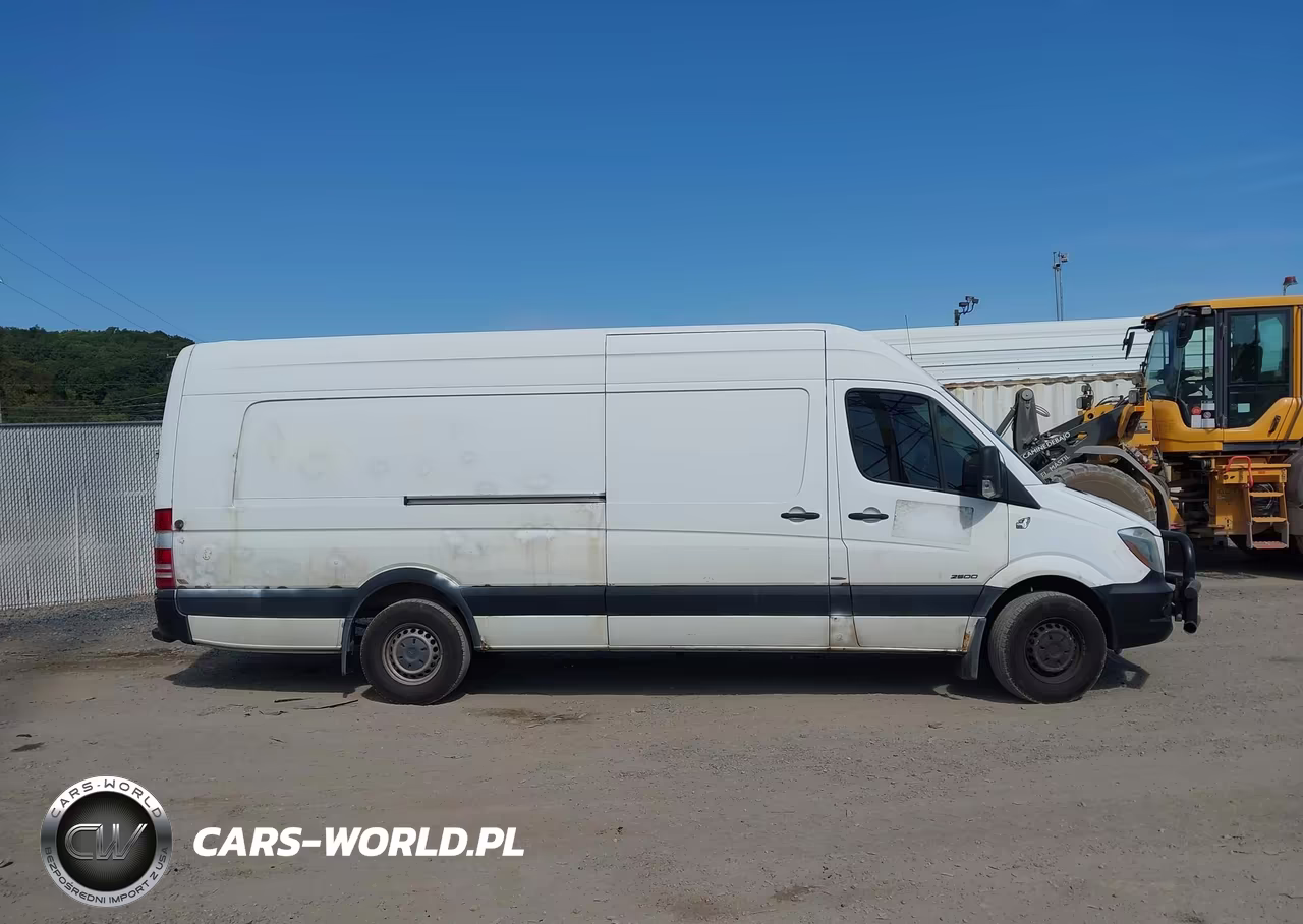 2014 Mercedes-Benz Sprinter 2500 High Roof VIN:WD3PE8DC9E5829544 - 13