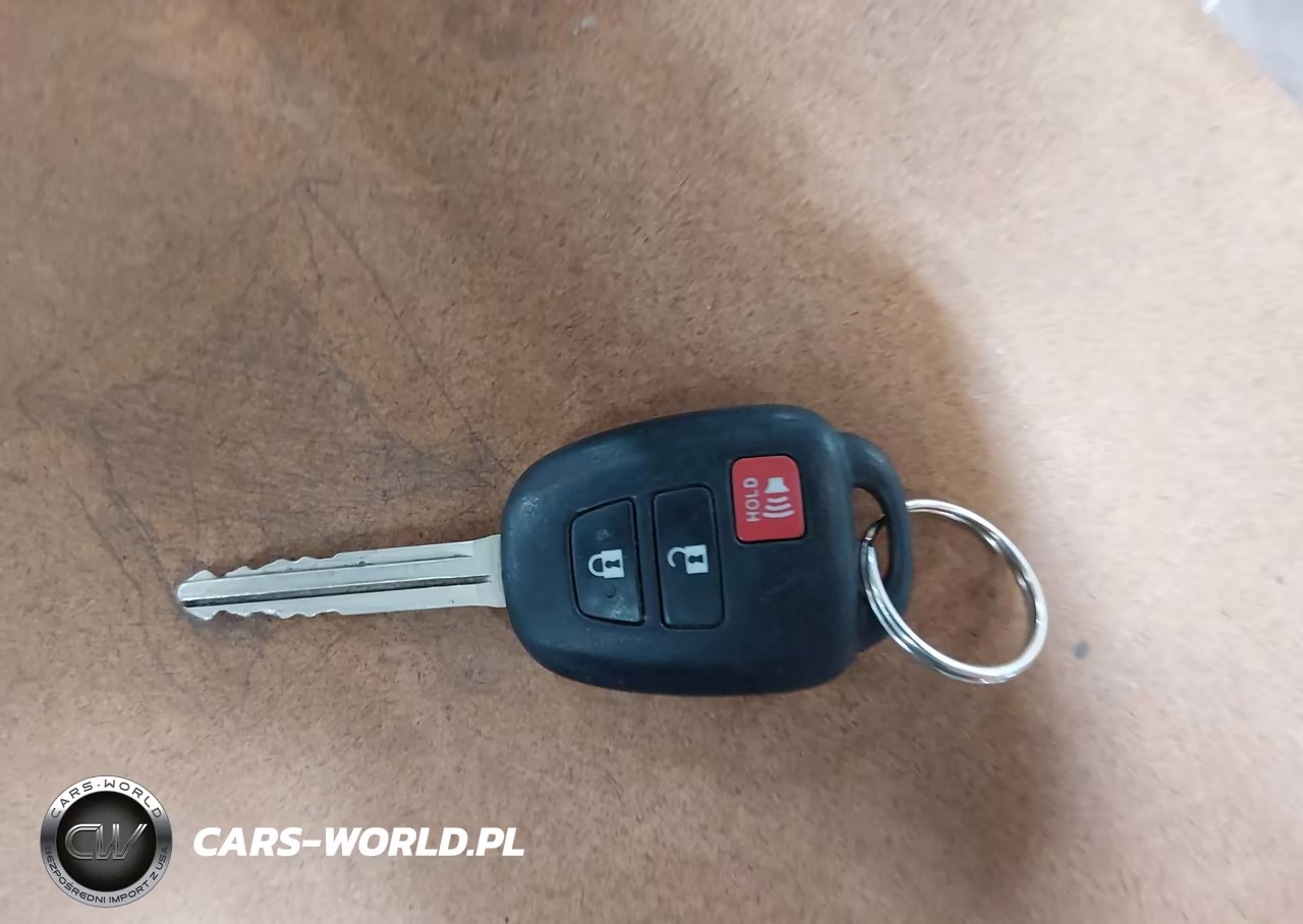 2014 Toyota Prius C One VIN:JTDKDTB37E1074152 - 11