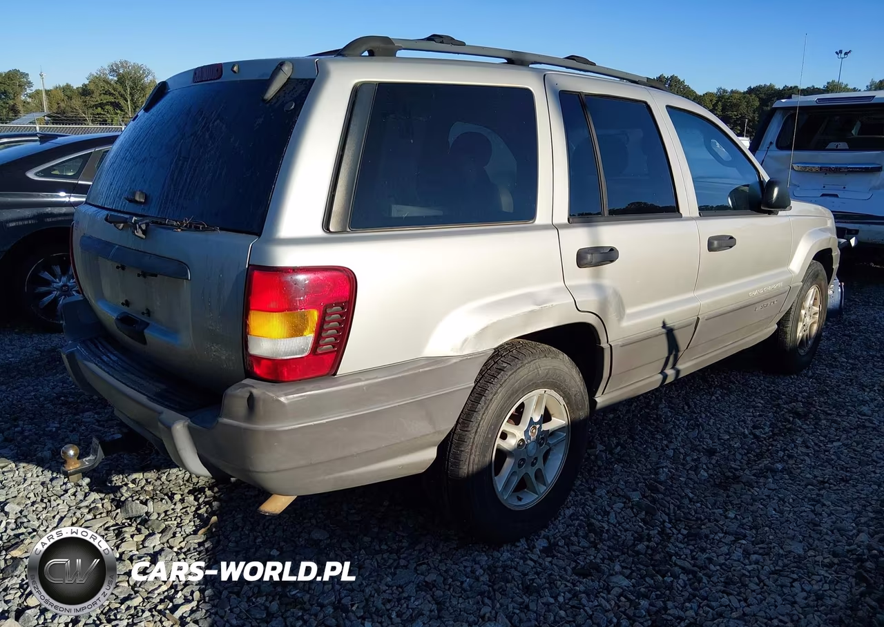 2003 Jeep Grand Cherokee Laredo VIN:1J4GX48S93C548289 - 4