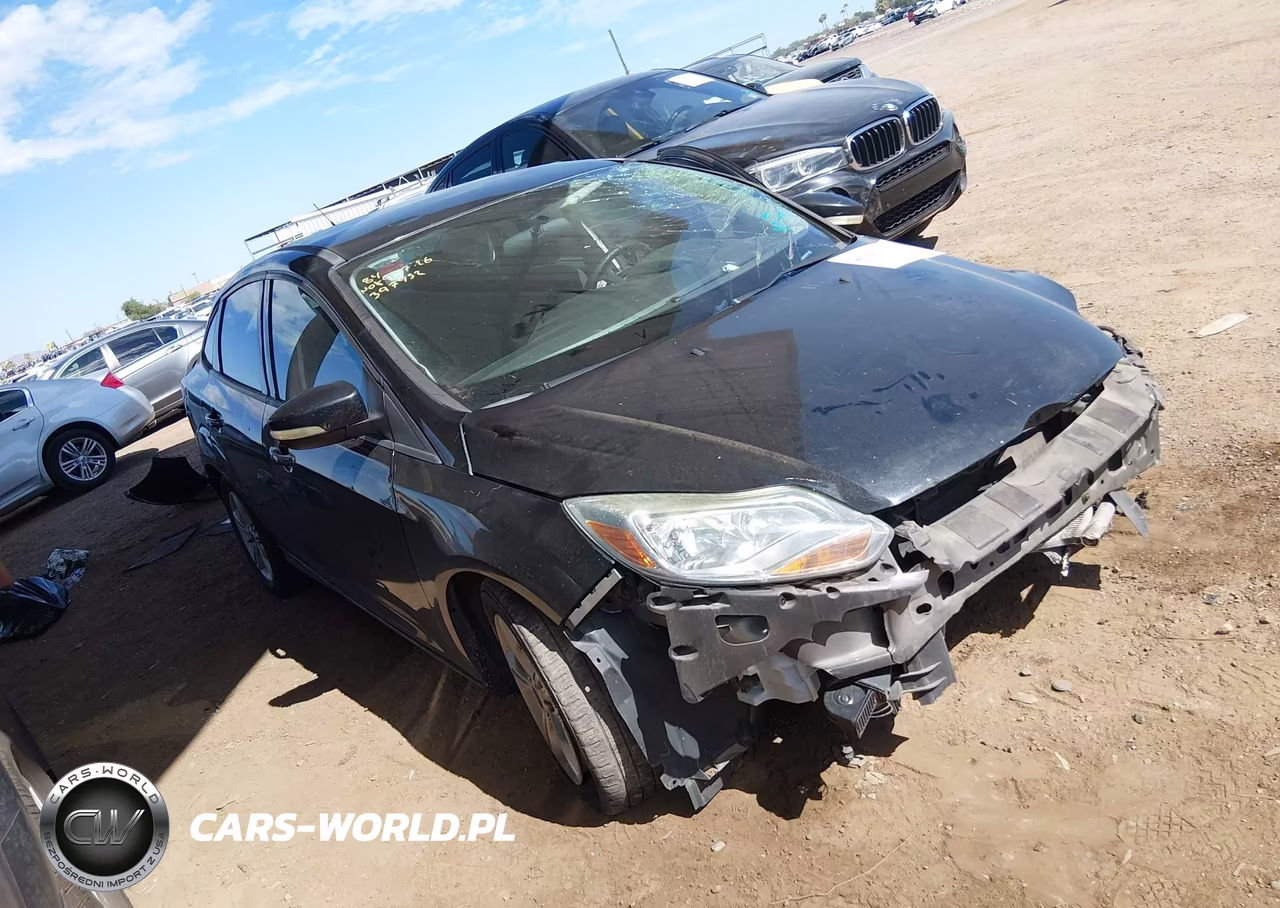 2014 Ford Focus Se VIN:1FADP3F27EL397452 - 1