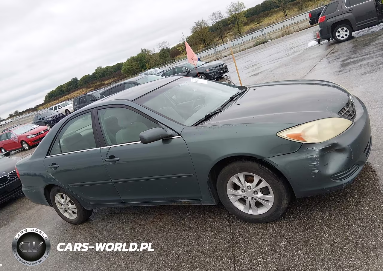 2004 Toyota Camry Le V6 VIN:4T1BF32K94U063843 - 13