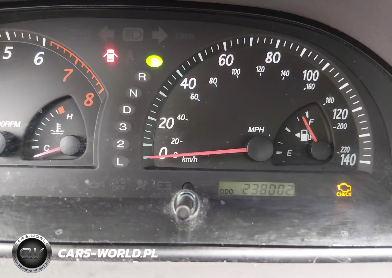 2004 Toyota Camry Le V6 VIN:4T1BF32K94U063843 - 15