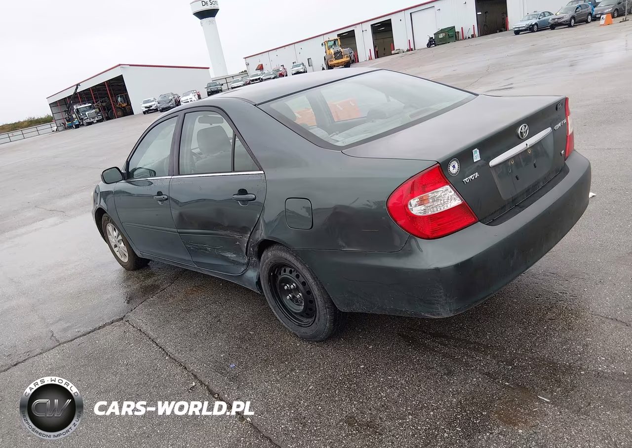 2004 Toyota Camry Le V6 VIN:4T1BF32K94U063843 - 3