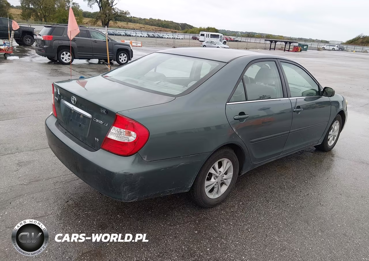 2004 Toyota Camry Le V6 VIN:4T1BF32K94U063843 - 4